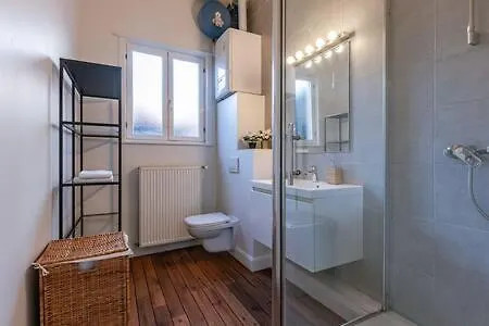 Apartment Huswell - With Large Terrace In The Of Ghent