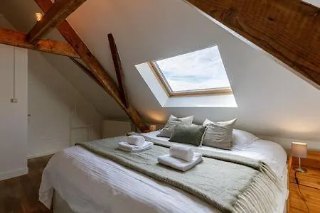 Huswell - With Large Terrace In The Of Apartment *