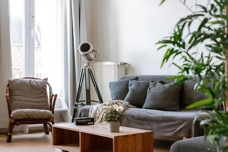 Huswell - With Large Terrace In The Of * Gent